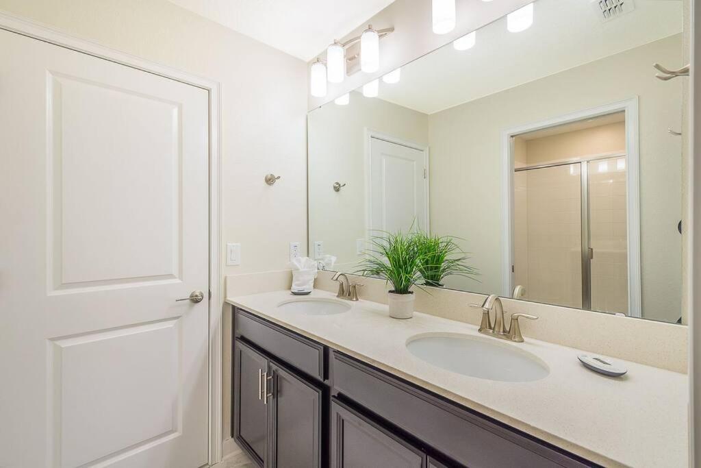 Luxury Villa Inside Storey Lake, Kissimmee - No Extra Fees Bagian luar foto